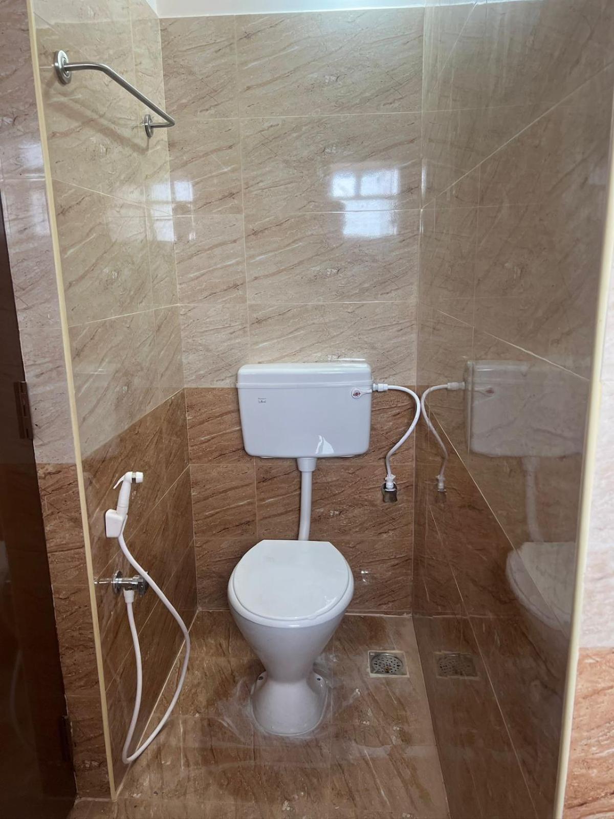 Aishwaryam Service Hotel